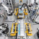 Sustainability is becoming increasingly important in battery production, and KUKA is taking up the challenge. They support this with robot models and customer-specific automation concepts.