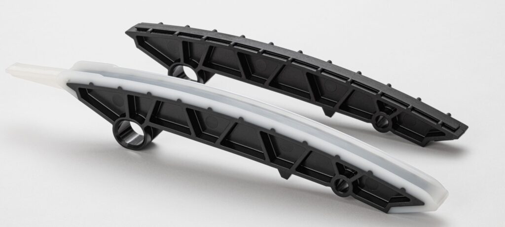 A recycled PA6 compound created from the polyamide fraction obtained by solvent-based recycling, was validated on a near-series chain guide rail (production: Pöppelmann) for Mercedes-Benz. Photo: BASF, 2025.