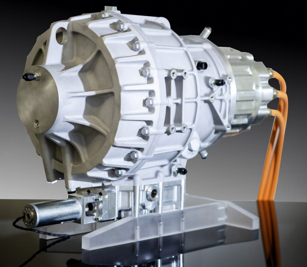 The 600 Series flywheel features a powerful direct-drive motor with integrated inverter and high-capacity (>2MJ) flywheel whihc helps reduce fuel consumption, lower CO₂ emissions, and boost performance.