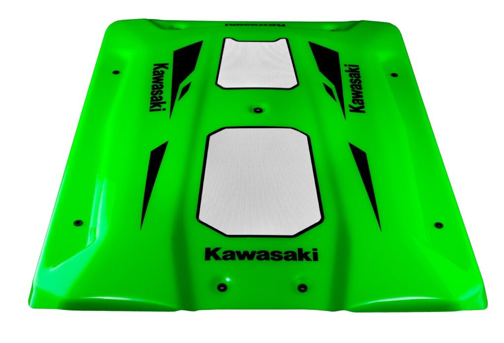 Proprietary Quantum® hardcoating encapsulates Kawasaki Heavy Industries’ roof offering UV protection and stunning good looks.