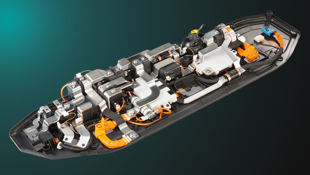 Designed for high-voltage batteries, the Marquardt cell module controler ensures superior safety, flexibility, and reliability by actively monitoring and controlling cells.